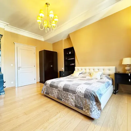 Luxury Diamond *